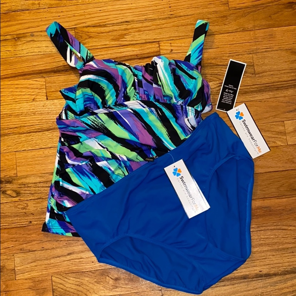 Swimwear bottom for women with Curves